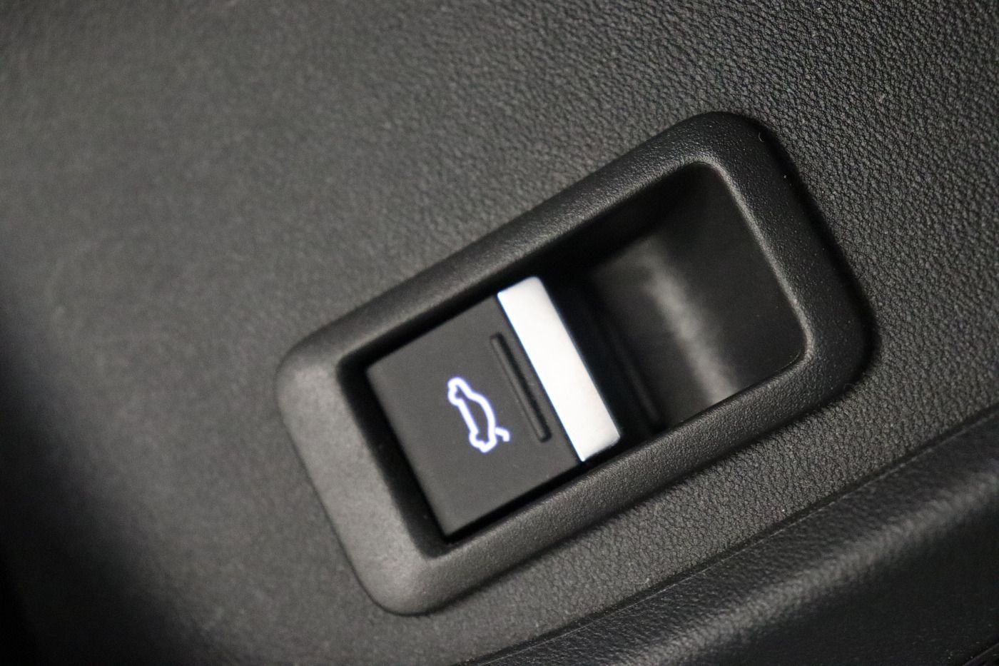 Fahrzeug autohaus mense Fahrzeugabbildung Audi Q4 e-tron 40 AHK|Standhzg|ACC|LED|VirtualCP|PDC