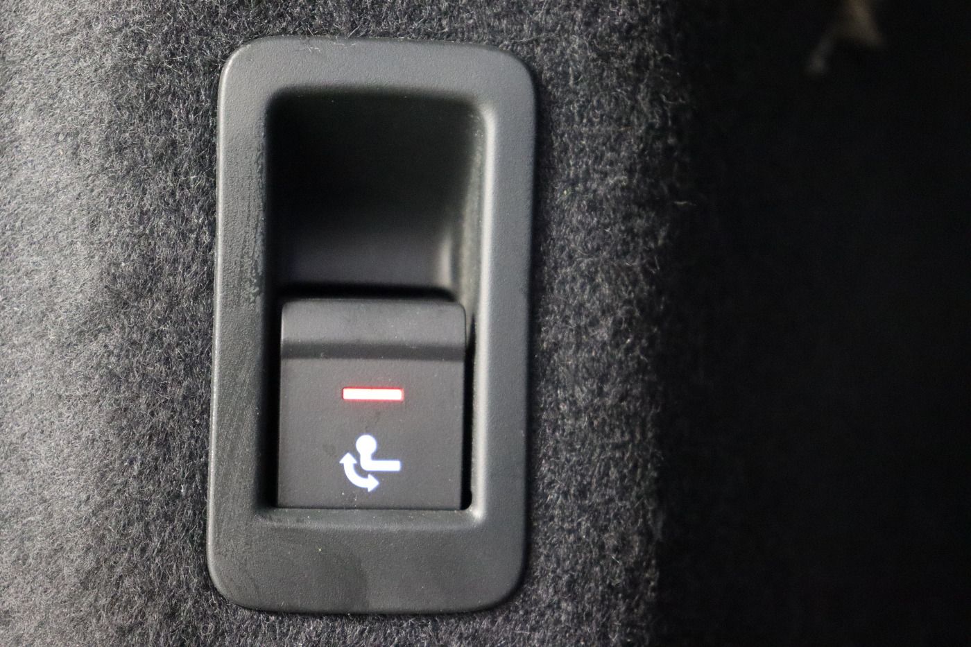 Fahrzeug autohaus mense Fahrzeugabbildung Audi Q4 e-tron 40 AHK|Standhzg|ACC|LED|VirtualCP|PDC