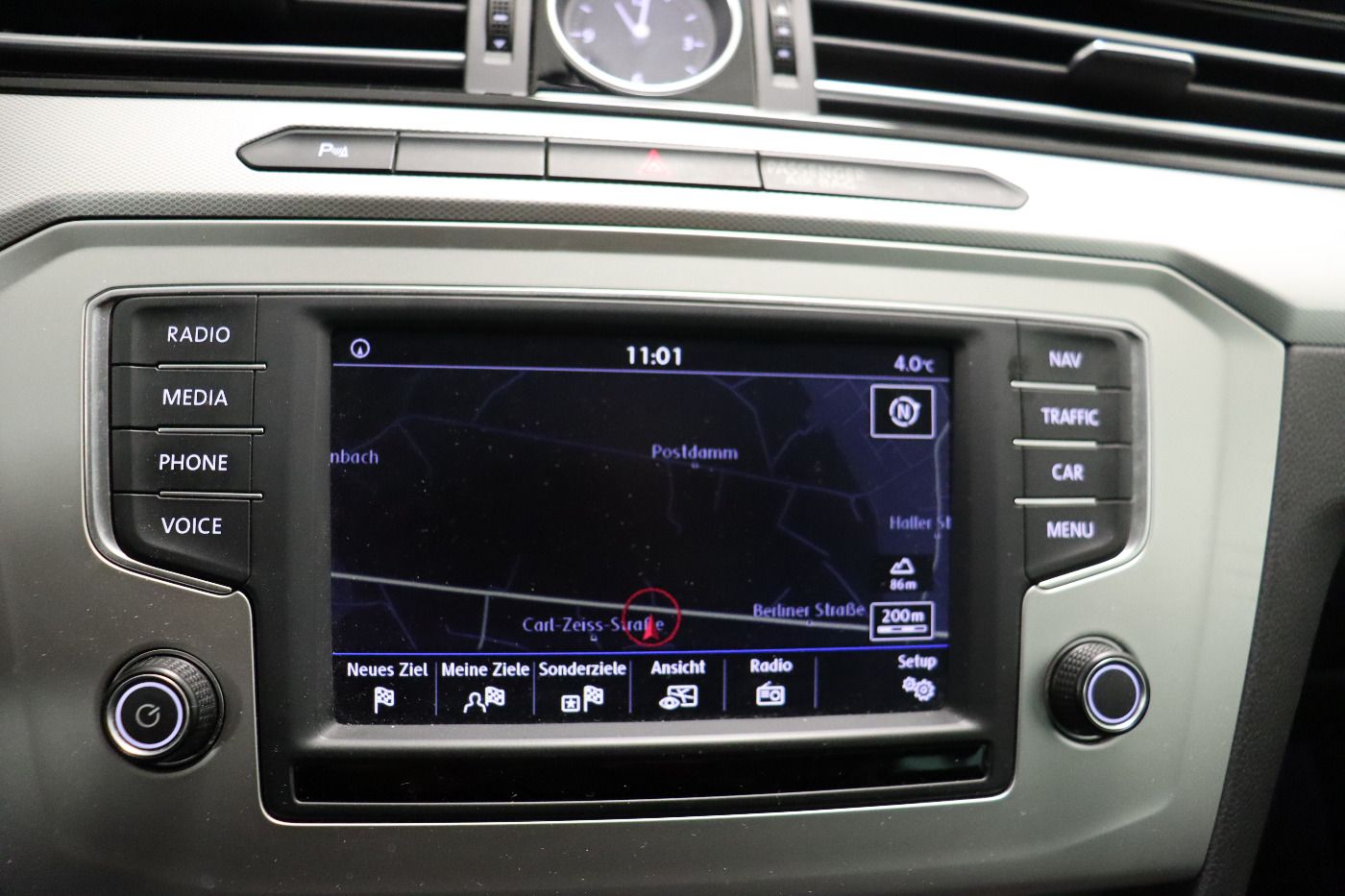 Fahrzeugabbildung Volkswagen Passat Variant 1.4 TSI Comfortline BlueMotion AC