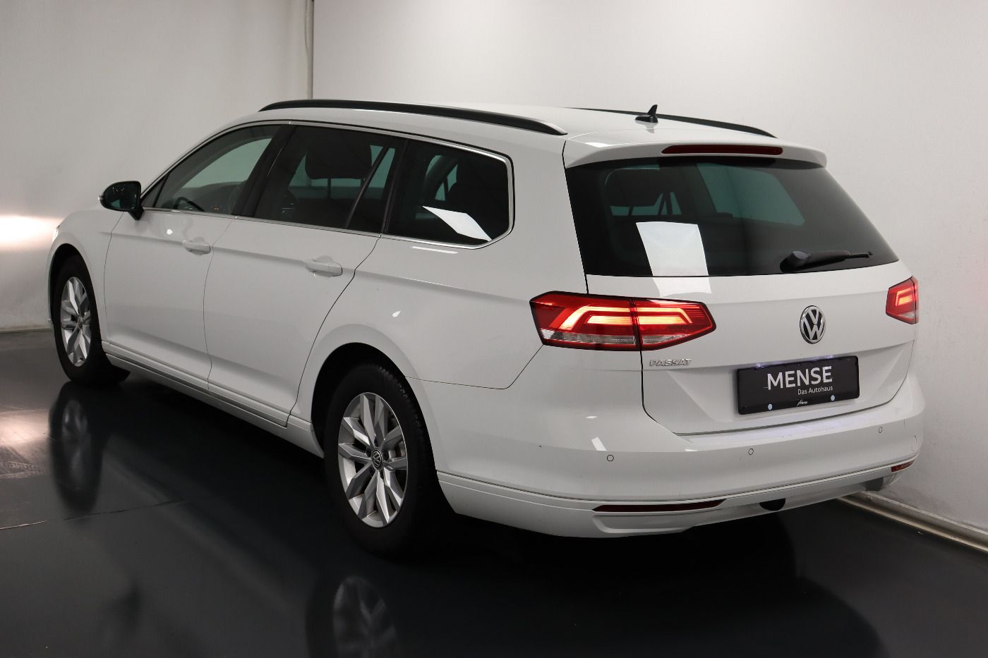 Fahrzeugabbildung Volkswagen Passat Variant 1.4 TSI Comfortline BlueMotion AC