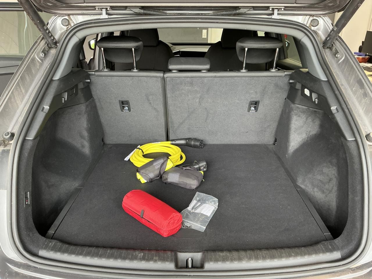 Fahrzeugabbildung Audi Q4 e-tron 40 Matrix|AHK|Standhzg|ACC|LED