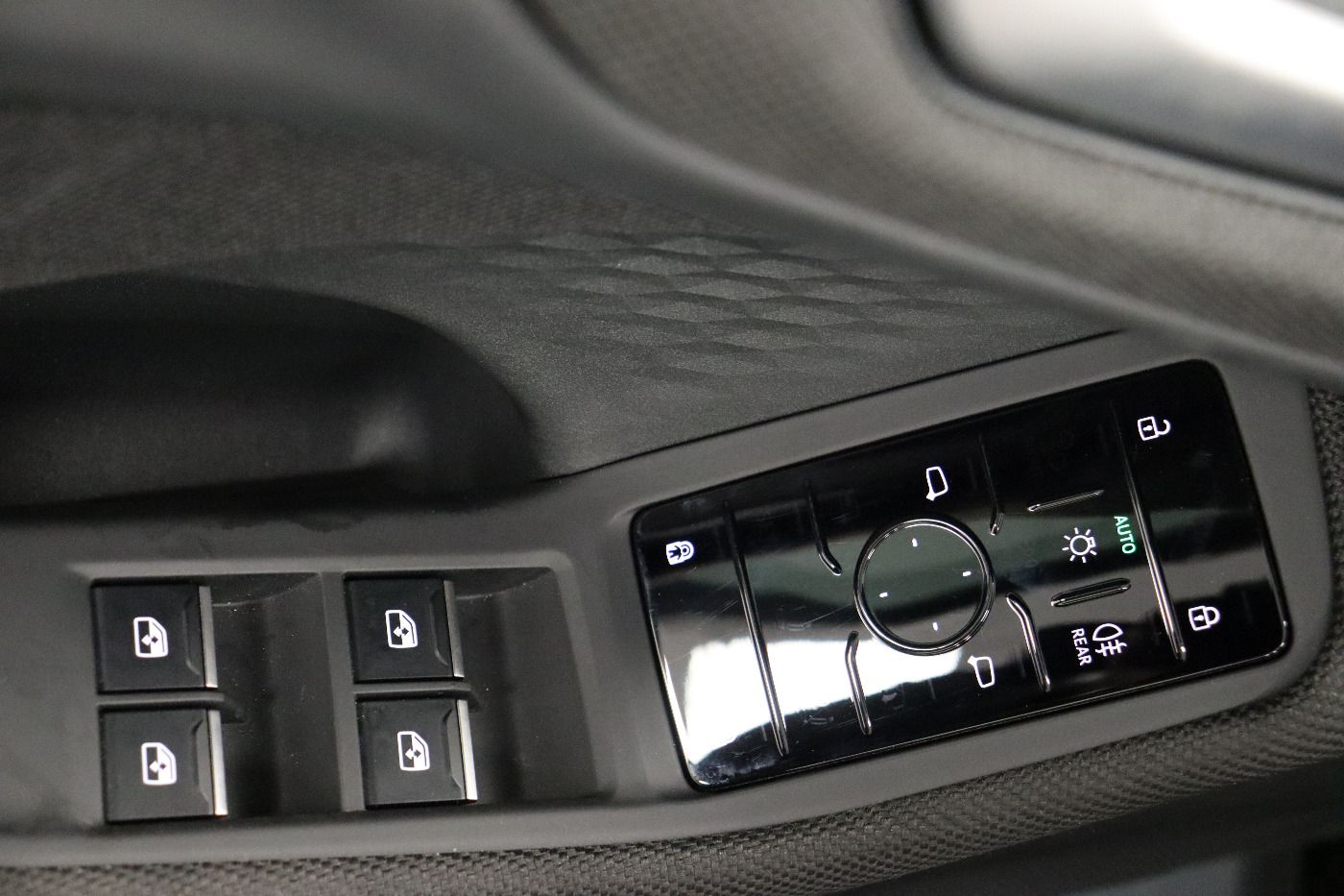 Fahrzeug autohaus mense Fahrzeugabbildung Audi A5 Limousine TFSI quattro S tronic ACC|Navi|PDC