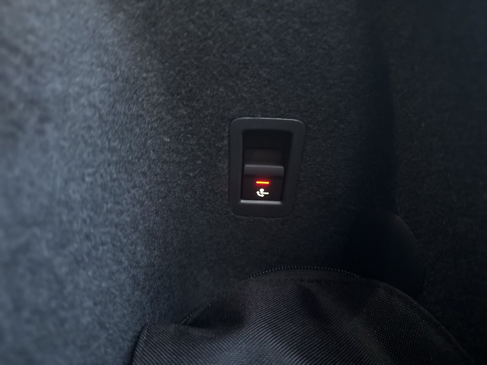 Fahrzeugabbildung Audi Q3 Sportback S line 40 TFSI quattro