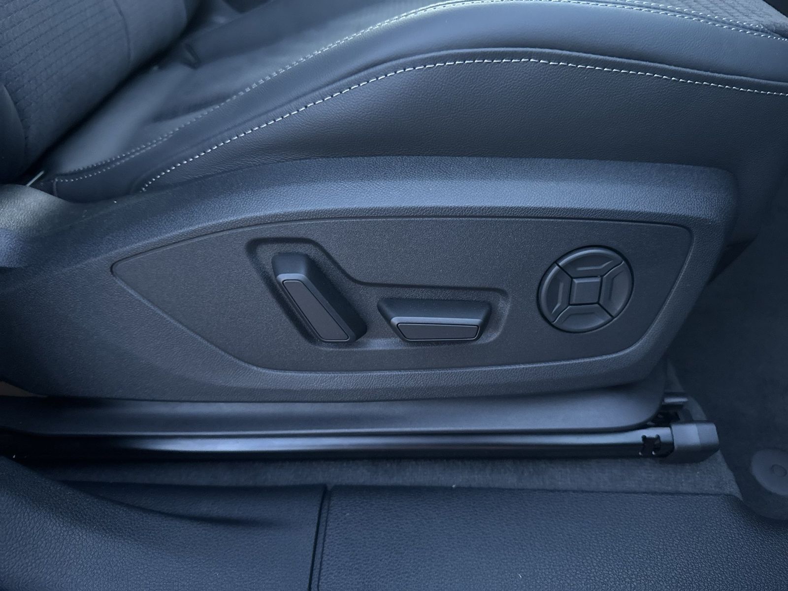 Fahrzeugabbildung Audi Q3 Sportback S line 40 TFSI quattro