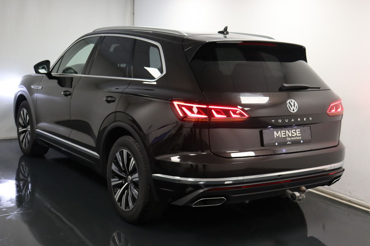 Fahrzeugabbildung Volkswagen Touareg 3.0 TDI 4Motion Elegance IQ.Light|AHK