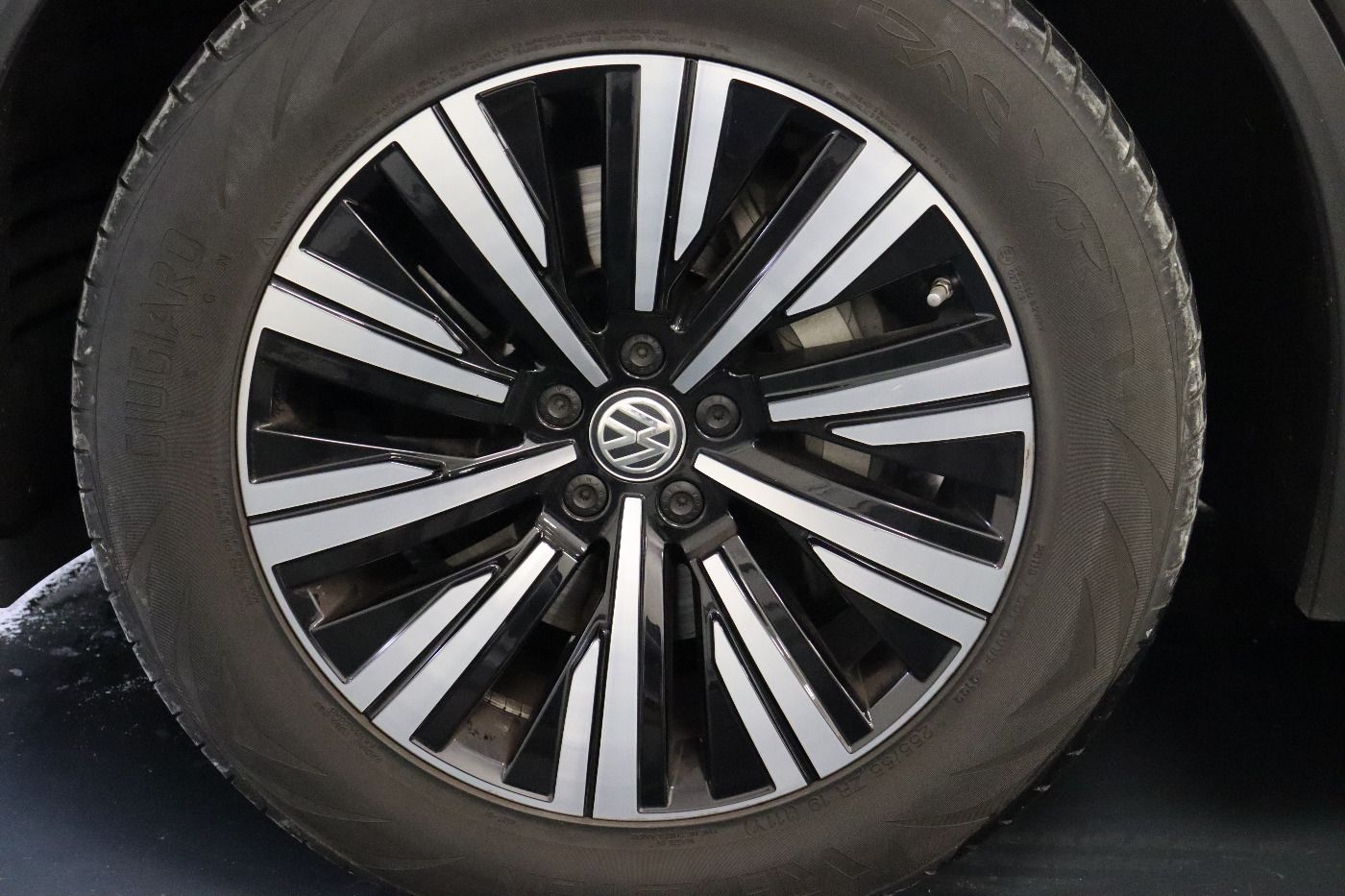 Fahrzeugabbildung Volkswagen Touareg 3.0 TDI 4Motion Elegance IQ.Light|AHK