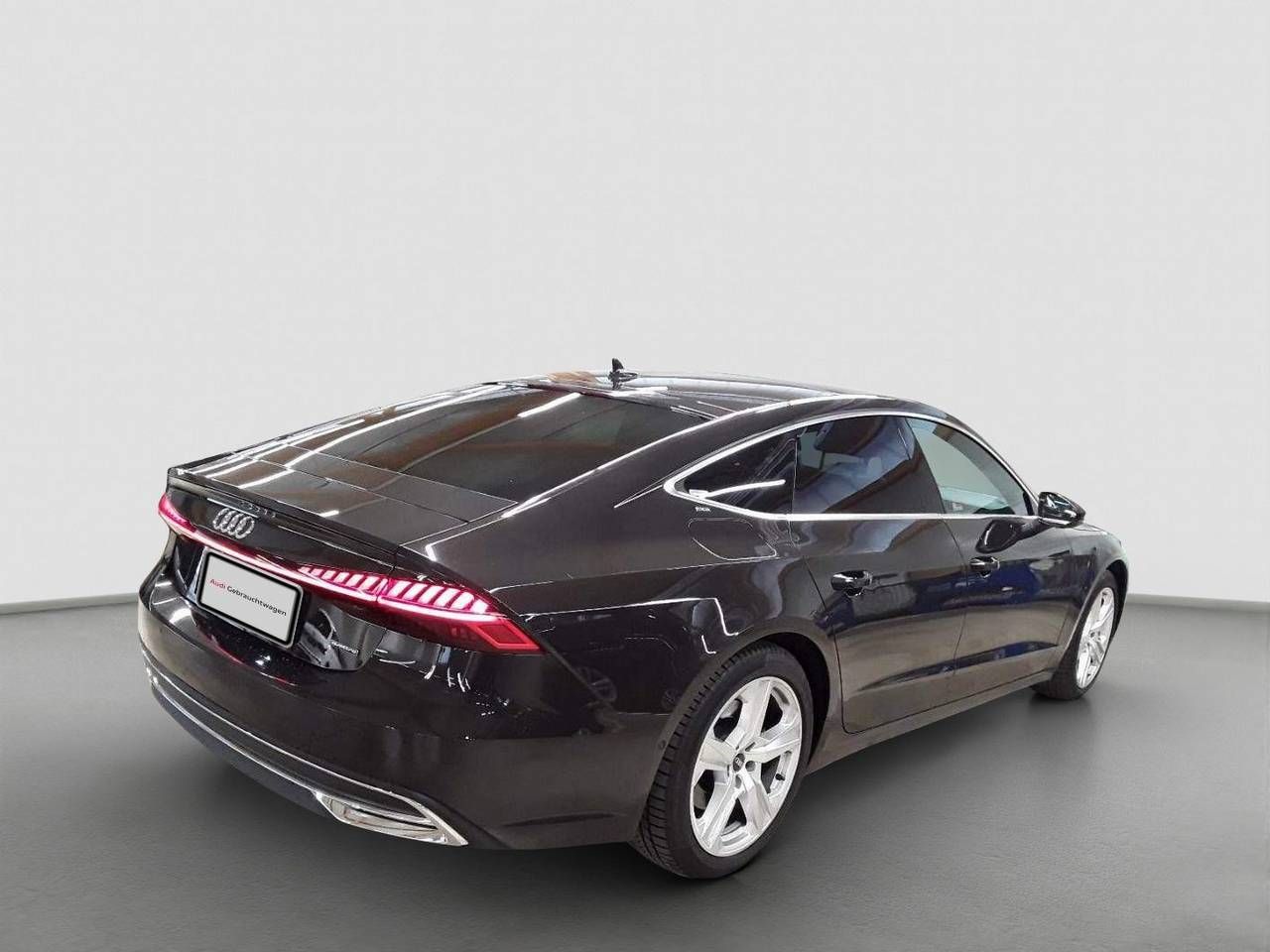 Fahrzeugabbildung Audi A7 Sportback 45 TDI quattro S tronic Matrix|AHK