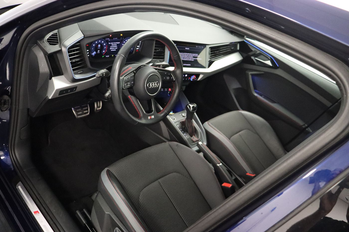 Fahrzeugabbildung Audi A1 allstreet 35 TFSI S-tronic S line CarPlay|Son