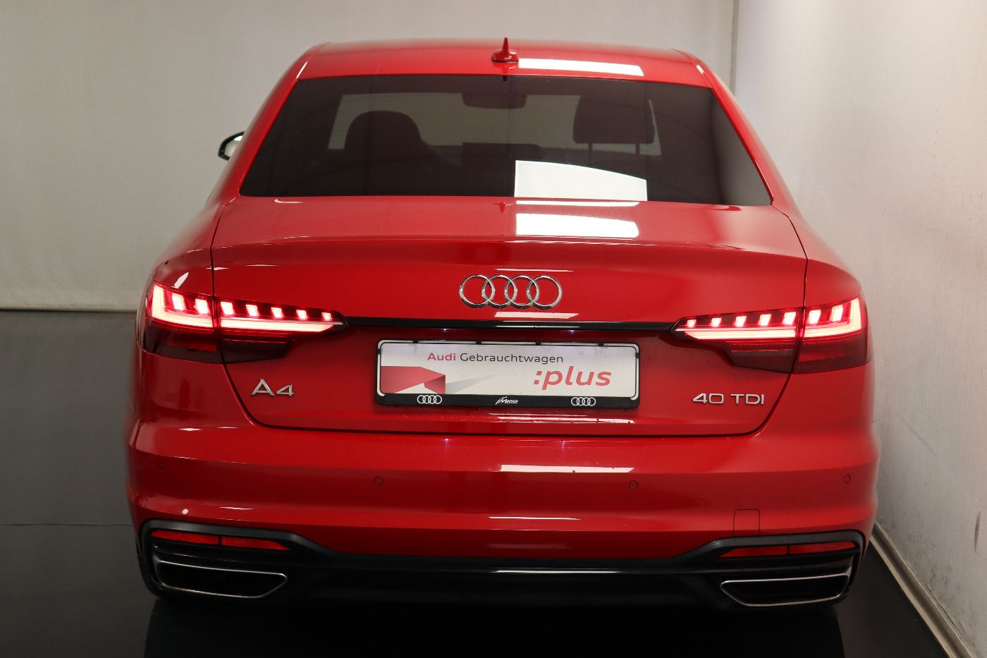 Fahrzeugabbildung Audi A4 40 TDI S tronic advanced ACC