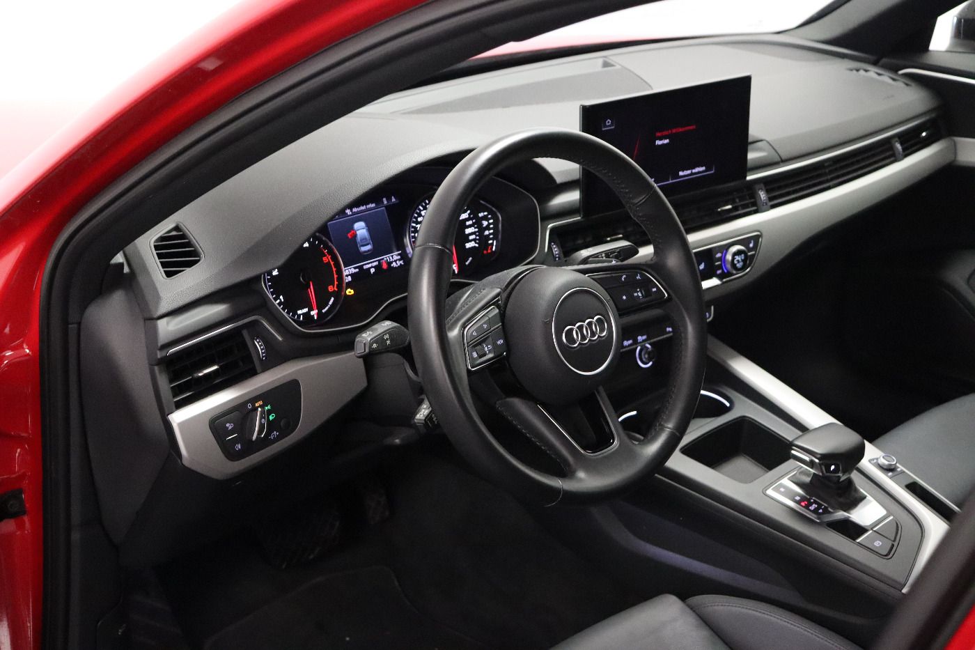 Fahrzeugabbildung Audi A4 40 TDI S tronic advanced ACC