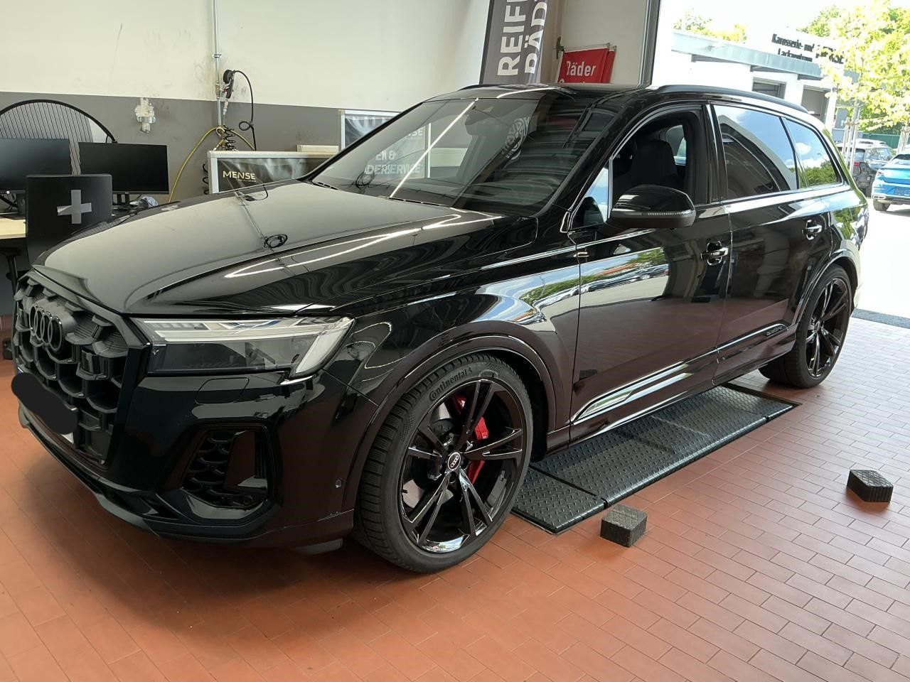 Fahrzeugabbildung Audi Q7 SQ7 Matrix|B&O|CarPlay|HUD|Luft