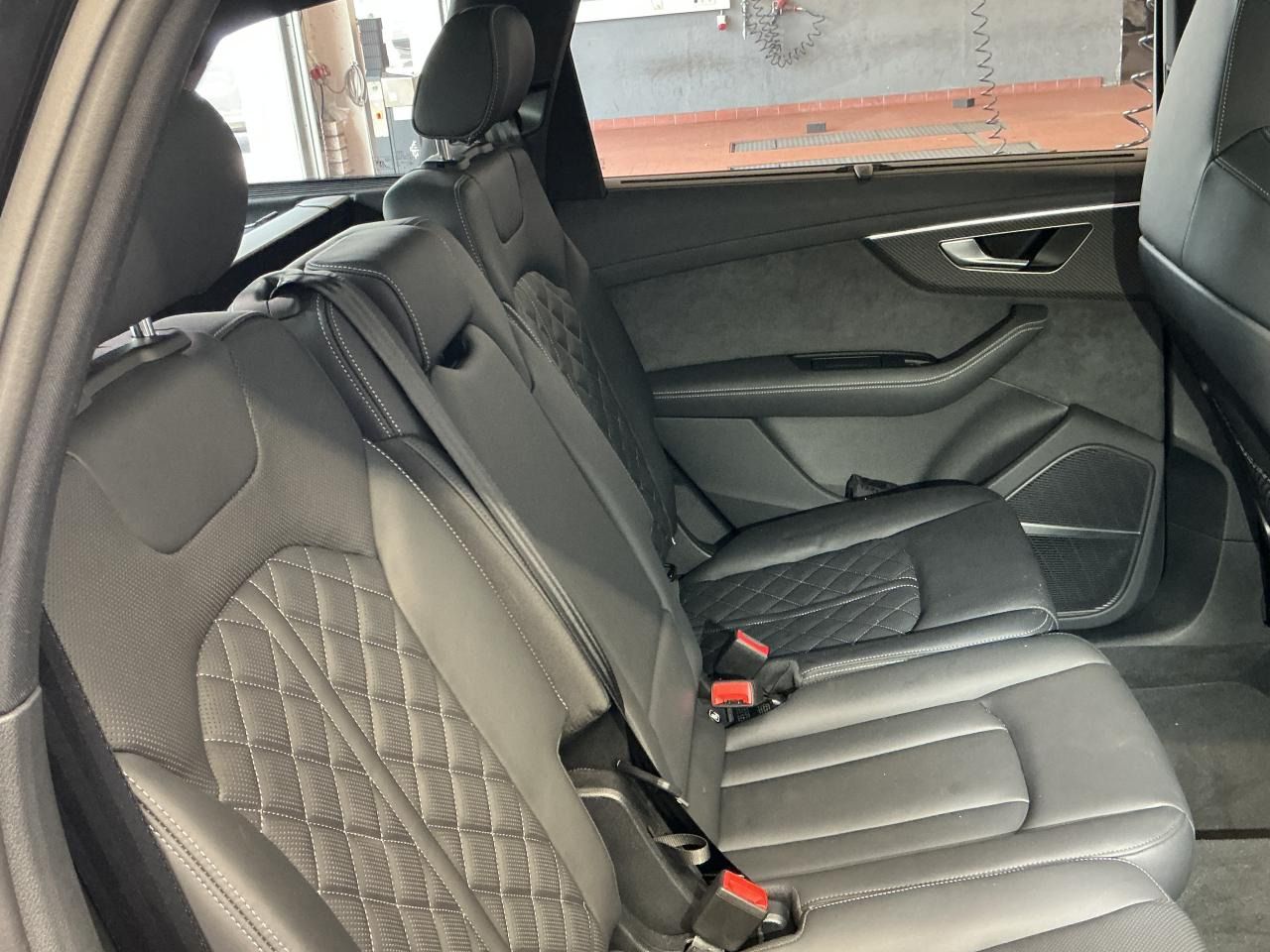 Fahrzeugabbildung Audi Q7 SQ7 Matrix|B&O|CarPlay|HUD|Luft