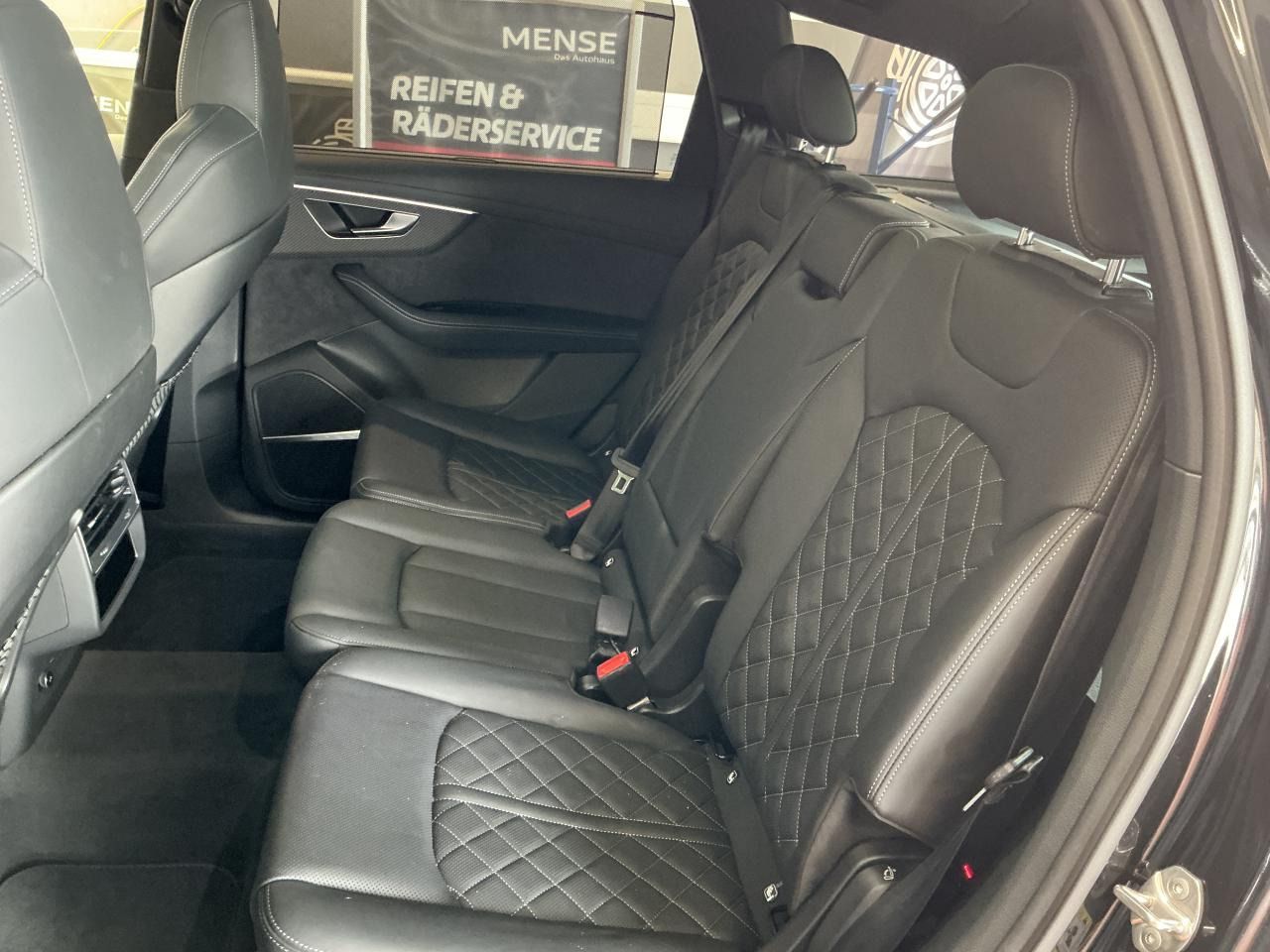 Fahrzeugabbildung Audi Q7 SQ7 Matrix|B&O|CarPlay|HUD|Luft