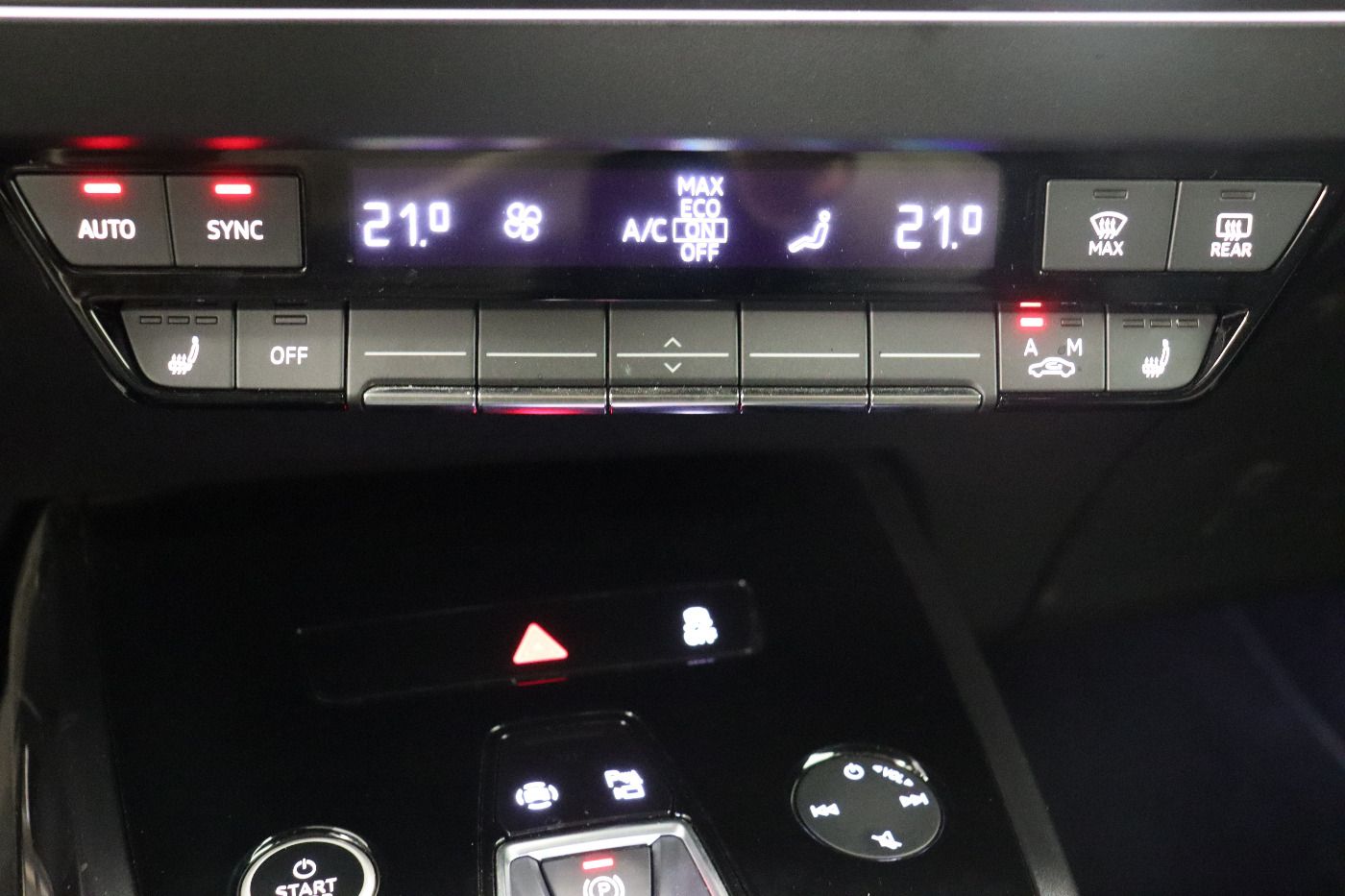 Fahrzeugabbildung Audi Q4 e-tron 40 CarPlay|HUD|Standhzg|ACC|LED|Navi
