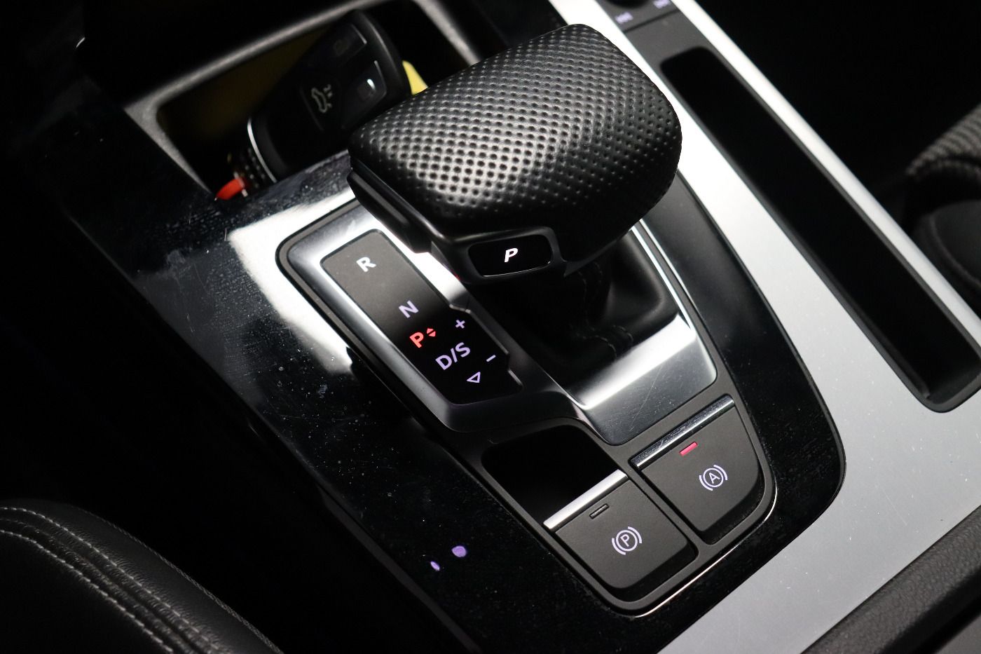 Fahrzeugabbildung Audi Q5 40 TDI quattro S tronic S line AHK|ACC|LED|LM