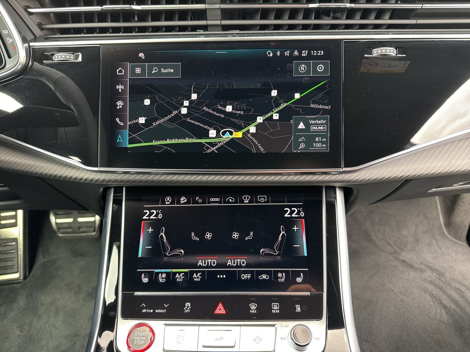 Fahrzeugabbildung Audi SQ8 TFSI SUV tiptronic Matrix|B&O|AHK|HUD