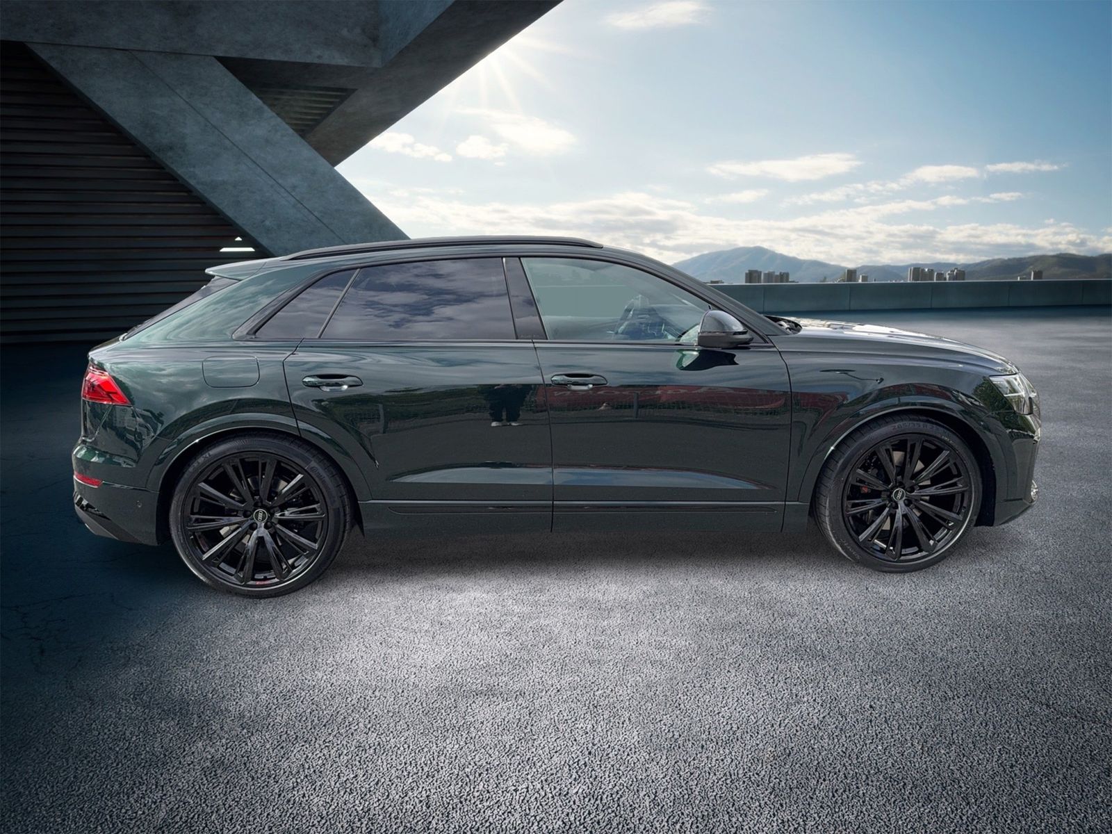 Fahrzeugabbildung Audi SQ8 TFSI SUV tiptronic Matrix|B&O|AHK|HUD