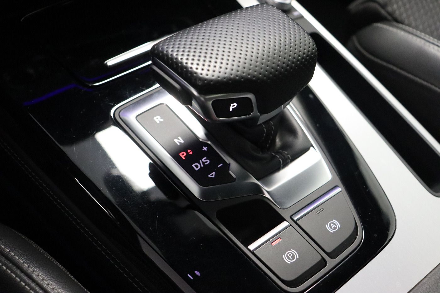Fahrzeugabbildung Audi Q5 Sportback 50 TFSIe quattro S-tronic S line Ma
