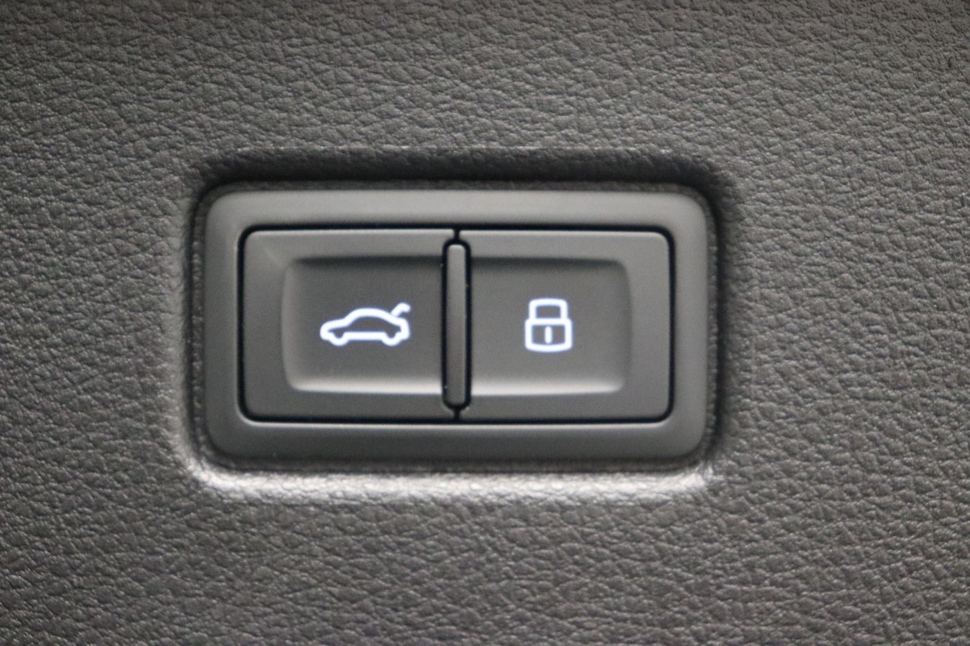 Fahrzeugabbildung Audi Q5 Sportback 50 TFSIe quattro S-tronic S line Ma