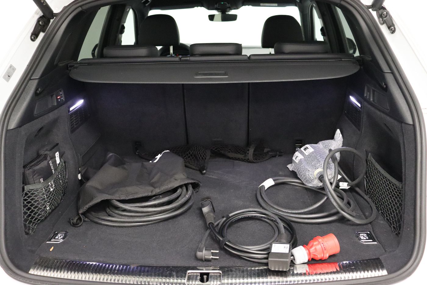 Fahrzeugabbildung Audi Q5 50 TFSI e quattro S tronic advanced Matrix|LM