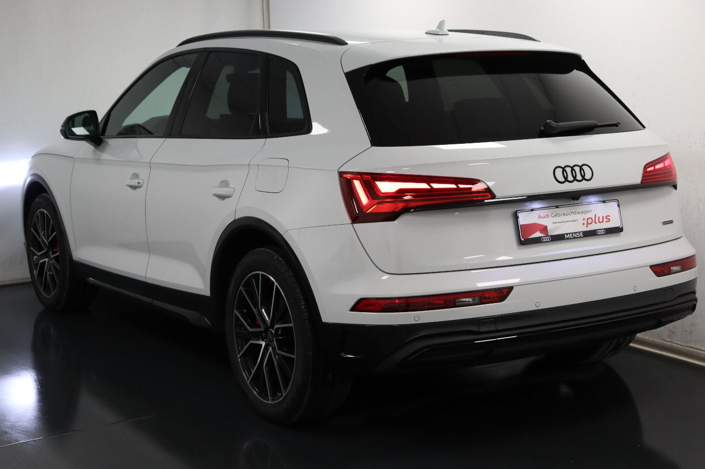 Fahrzeugabbildung Audi Q5 50 TFSI e quattro S tronic advanced Matrix|LM