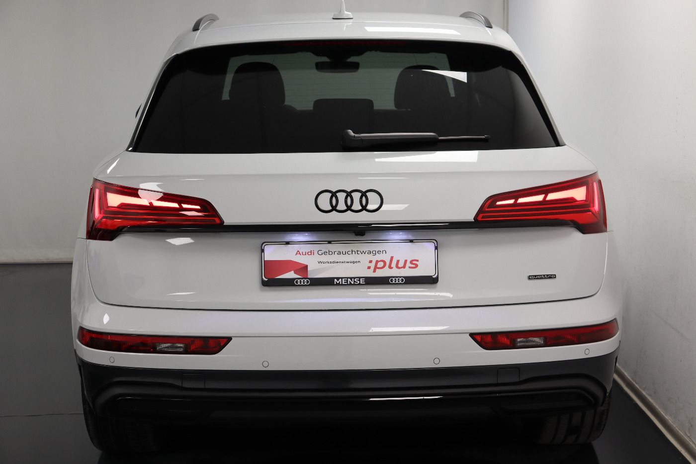 Fahrzeugabbildung Audi Q5 50 TFSI e quattro S tronic advanced Matrix|LM