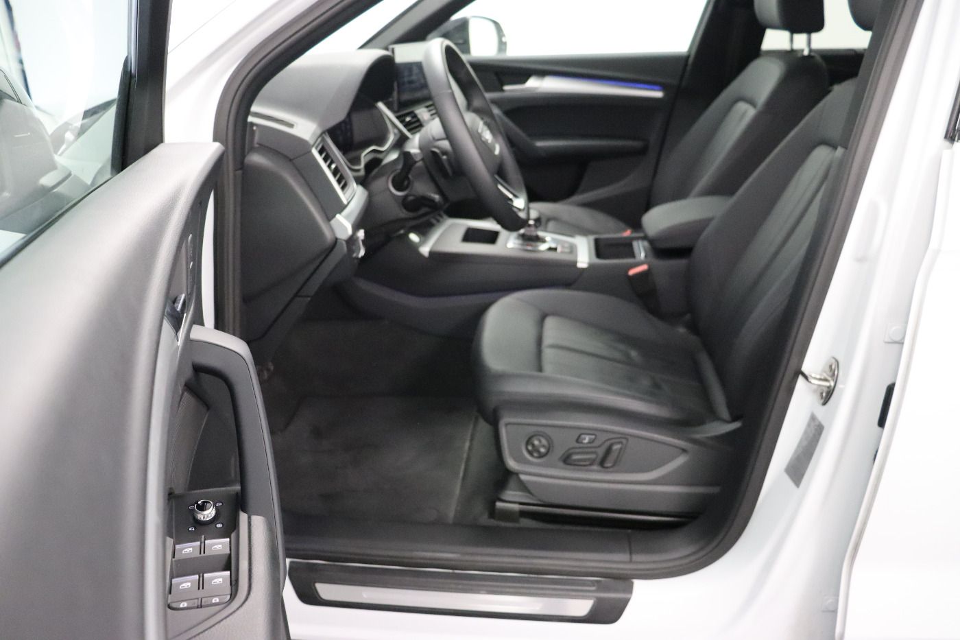 Fahrzeugabbildung Audi Q5 50 TFSI e quattro S tronic advanced Matrix|LM
