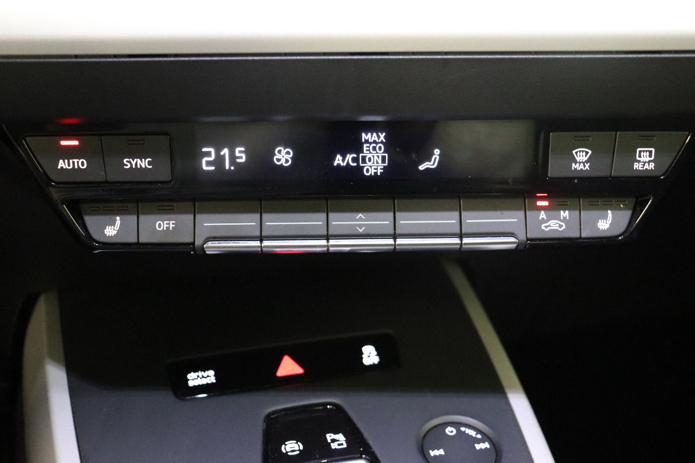 Fahrzeugabbildung Audi Q4 Sportback e-tron 35 Standhzg|ACC|LED|Navi|PDC