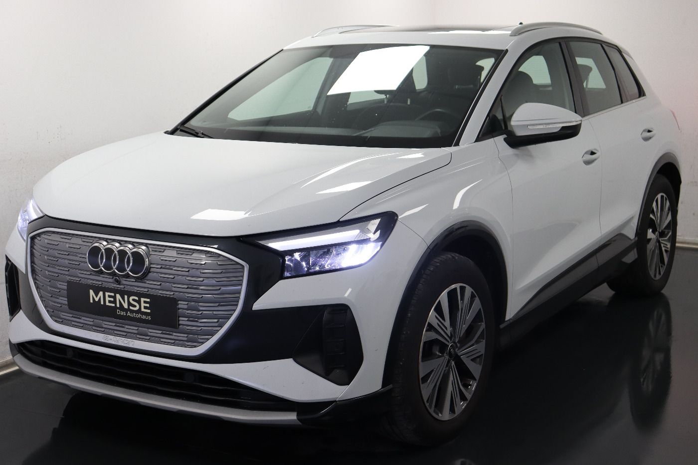 Fahrzeugabbildung Audi Q4 e-tron 40 Pano|SD|Standhzg|ACC|LED|Navi