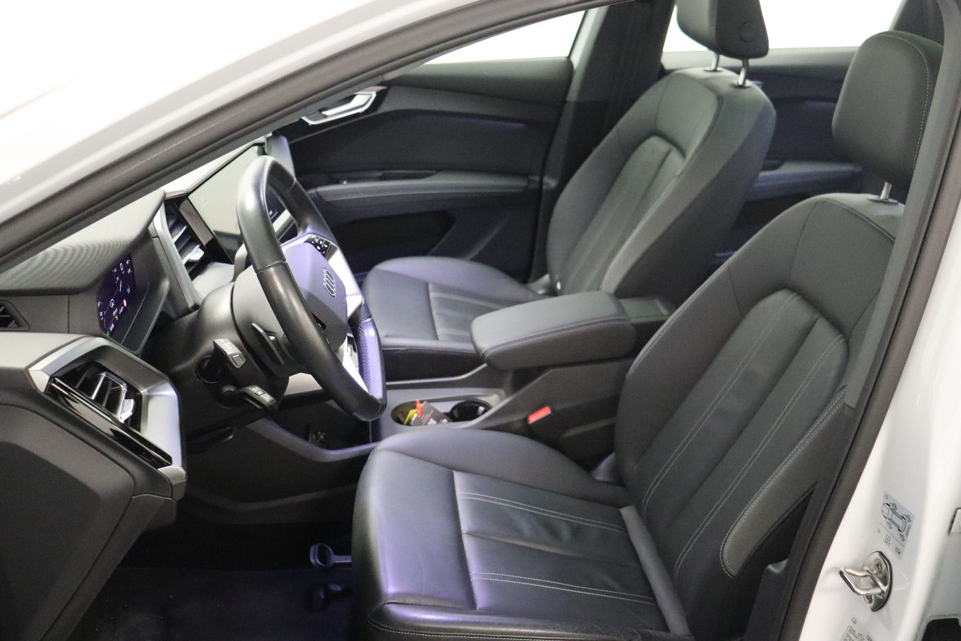 Fahrzeugabbildung Audi Q4 e-tron 40 Pano|SD|Standhzg|ACC|LED|Navi