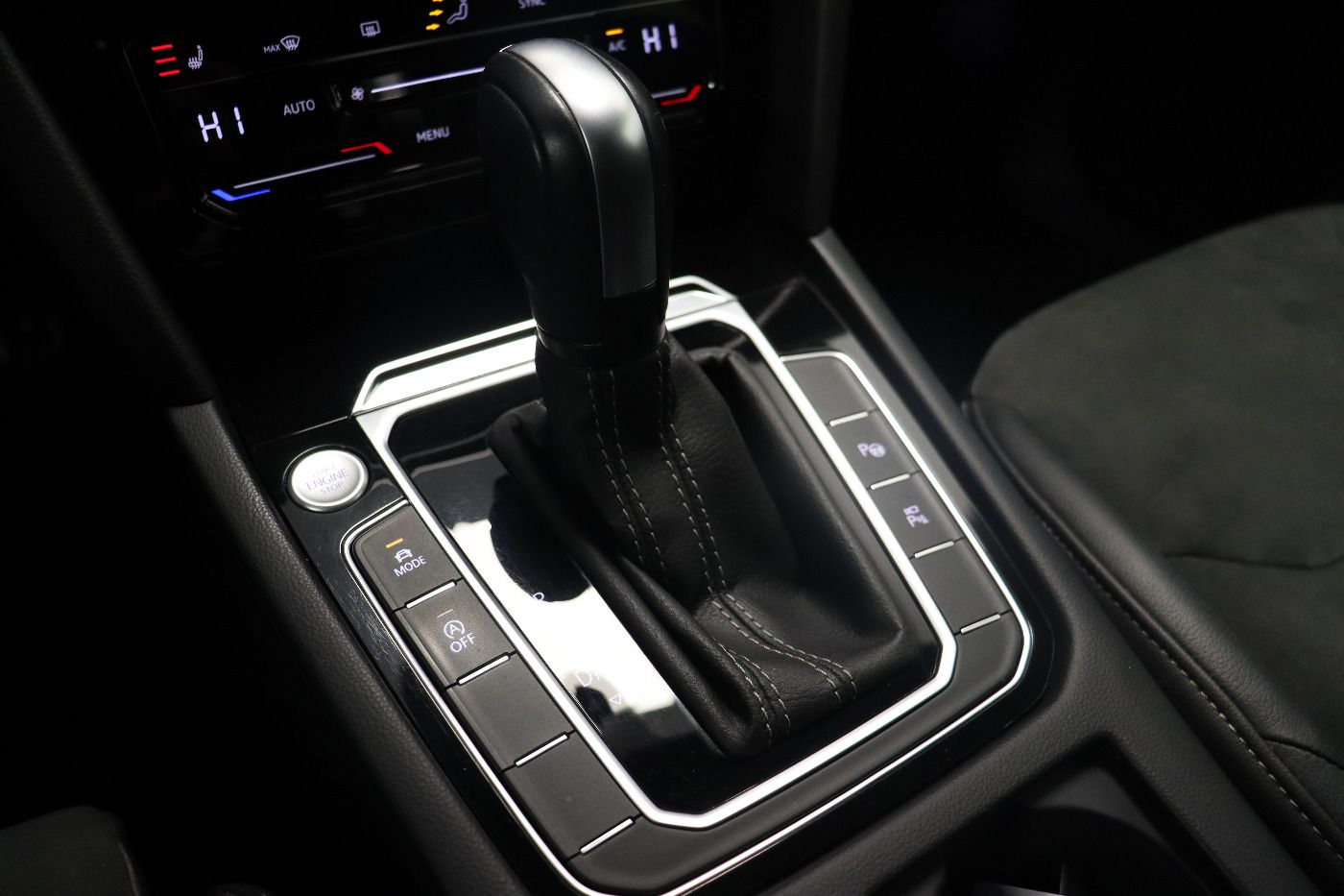 Fahrzeugabbildung Volkswagen Arteon Shootingbrake 2.0 TDI DSG R-Line IQ.Light