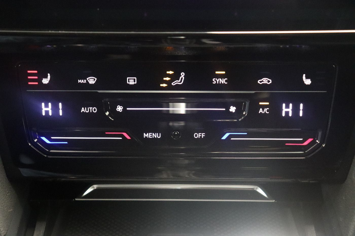 Fahrzeugabbildung Volkswagen Arteon Shootingbrake 2.0 TDI DSG R-Line IQ.Light