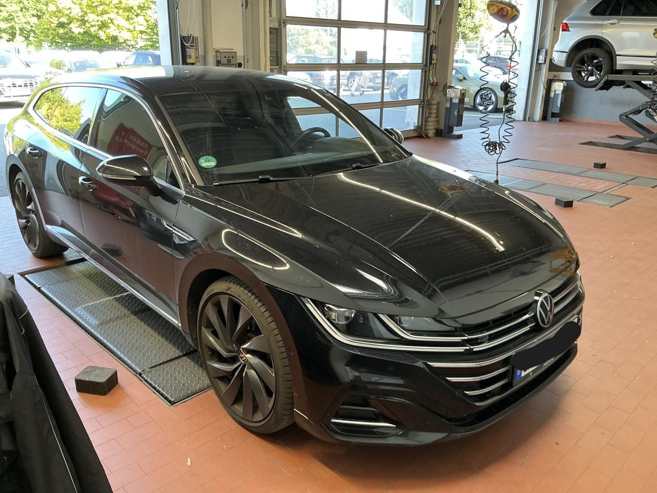 Fahrzeugabbildung Volkswagen Arteon Shootingbrake 2.0TDI DSG R-Line IQ.Light
