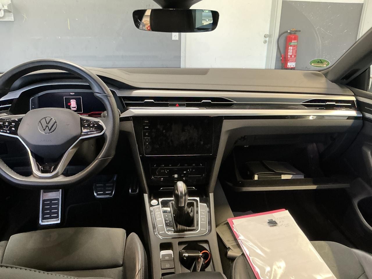 Fahrzeugabbildung Volkswagen Arteon Shootingbrake 2.0TDI DSG R-Line IQ.Light
