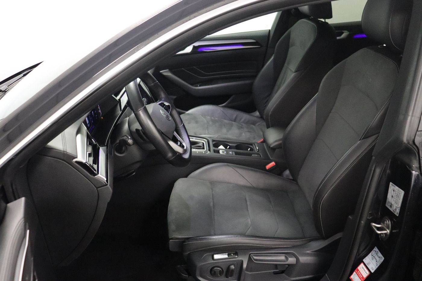 Fahrzeugabbildung Volkswagen Arteon Shootingbrake 2.0 TDI DSG R-Line IQ.Light