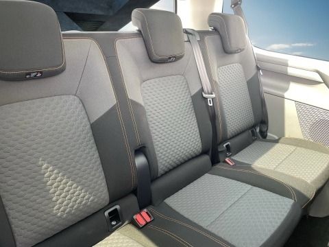 Fahrzeugabbildung Volkswagen VW NFZ e-Caravelle Life 160 kW BEV