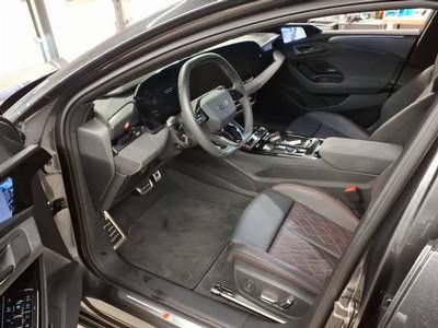Fahrzeugabbildung Audi A6 Avant e-tron quattro Edition One S-Line B&O