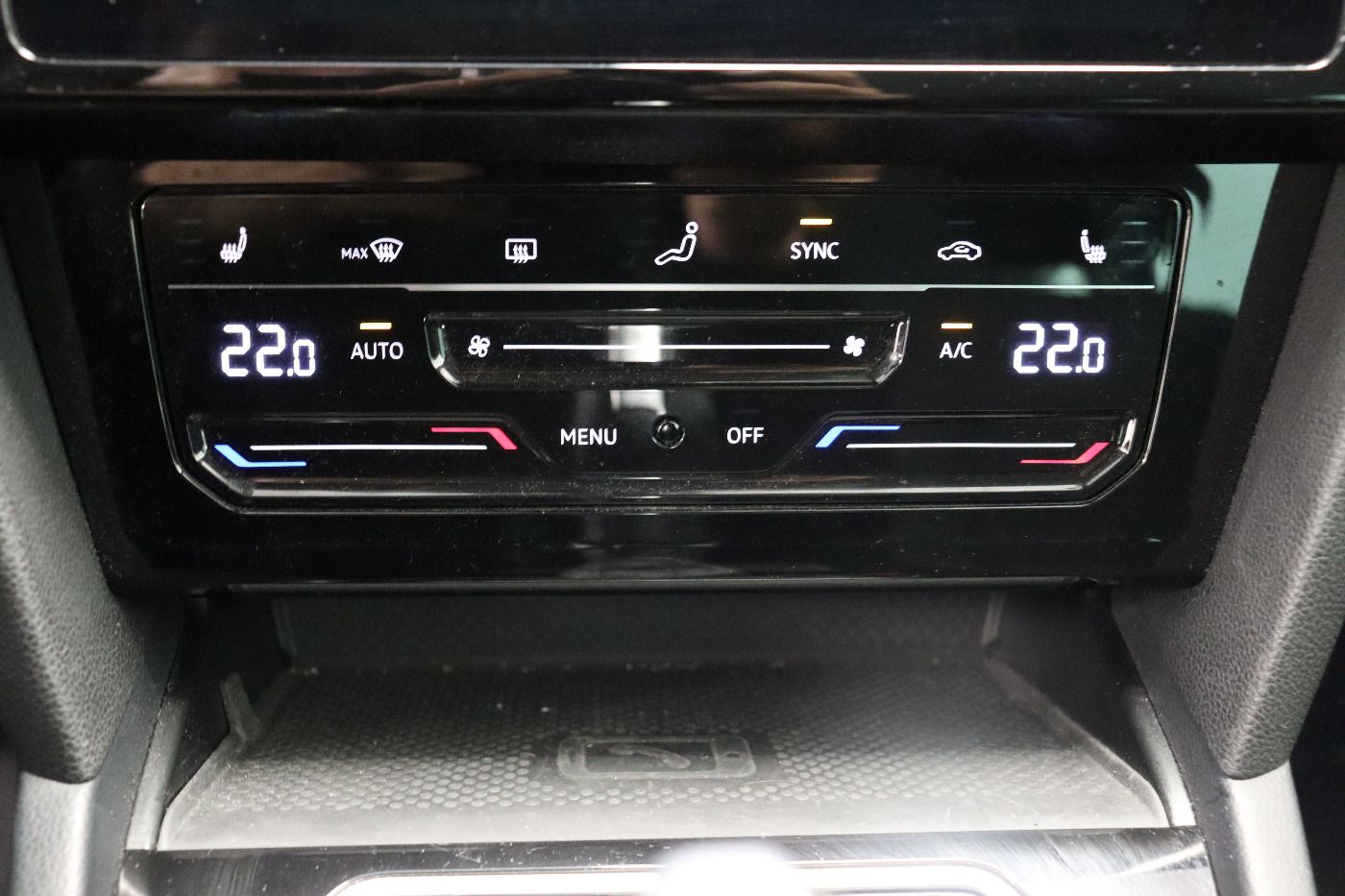 Fahrzeug autohaus mense Fahrzeugabbildung Volkswagen Passat Variant 2.0 TDI DSG Business AHK|ACC|LED