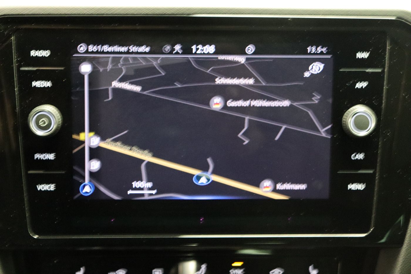 Fahrzeug autohaus mense Fahrzeugabbildung Volkswagen Passat Variant 2.0 TDI DSG Business AHK|ACC|LED