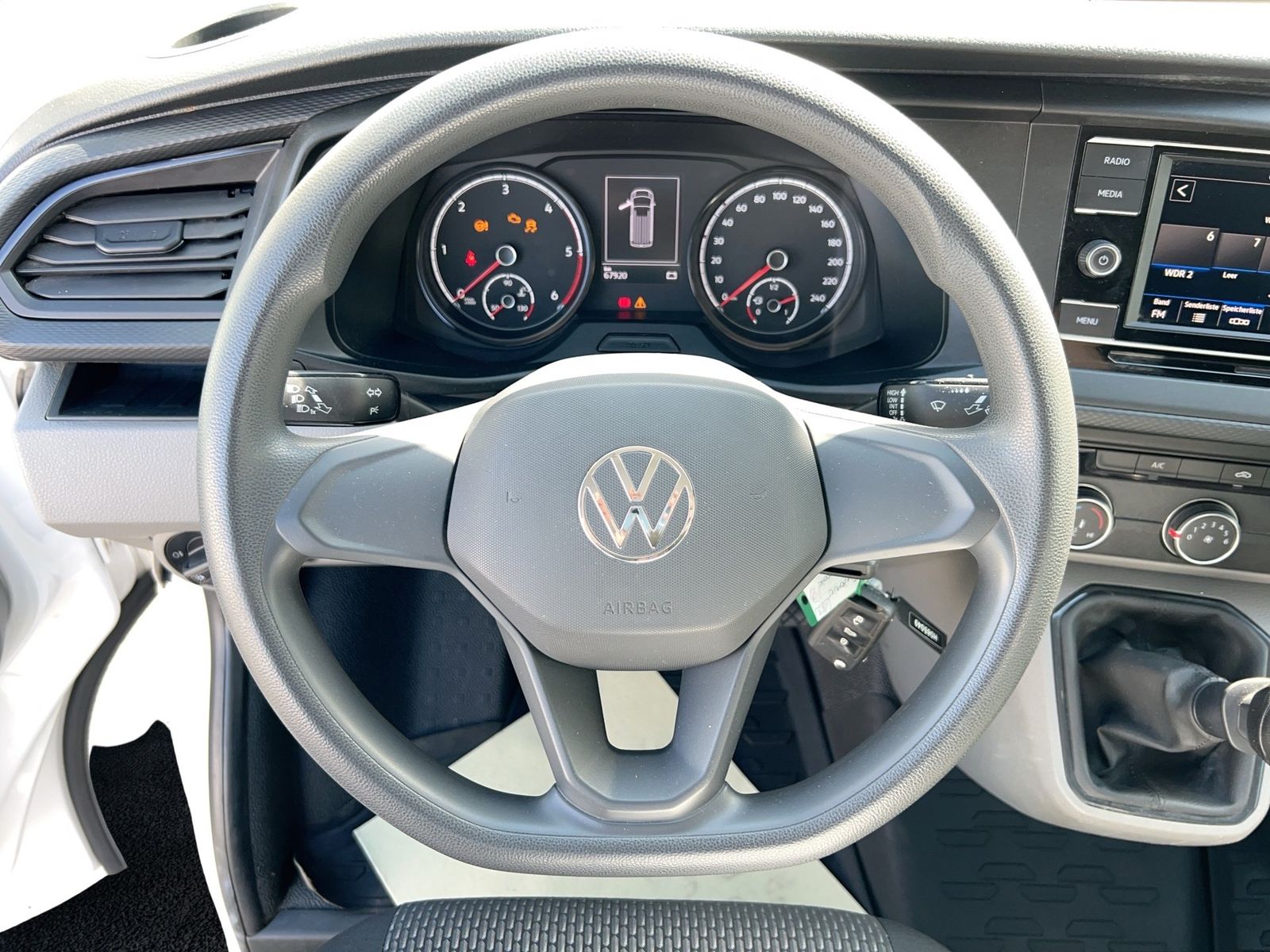 Fahrzeugabbildung Volkswagen T6.1 Transporter Kasten Plus TDI Trendline KR