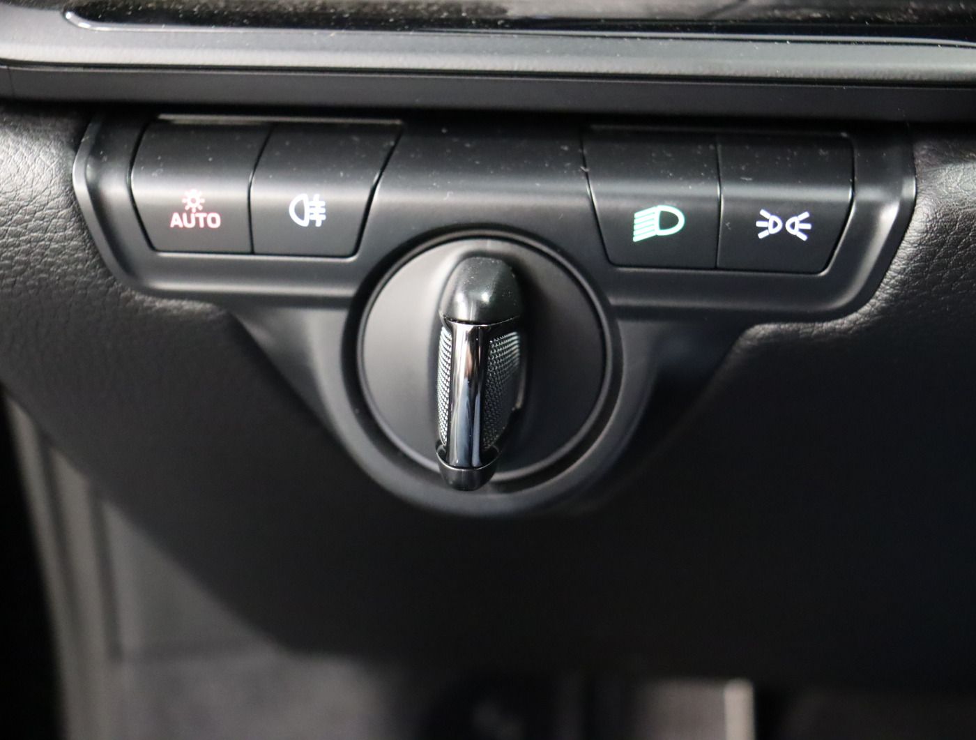 Fahrzeug autohaus mense Fahrzeugabbildung Porsche 911 992 GT3Touring Sport-Chrono Approved 01.28