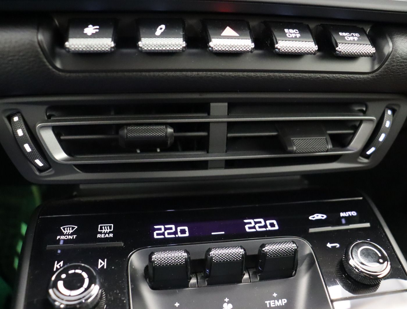 Fahrzeug autohaus mense Fahrzeugabbildung Porsche 911 992 GT3Touring Sport-Chrono Approved 01.28