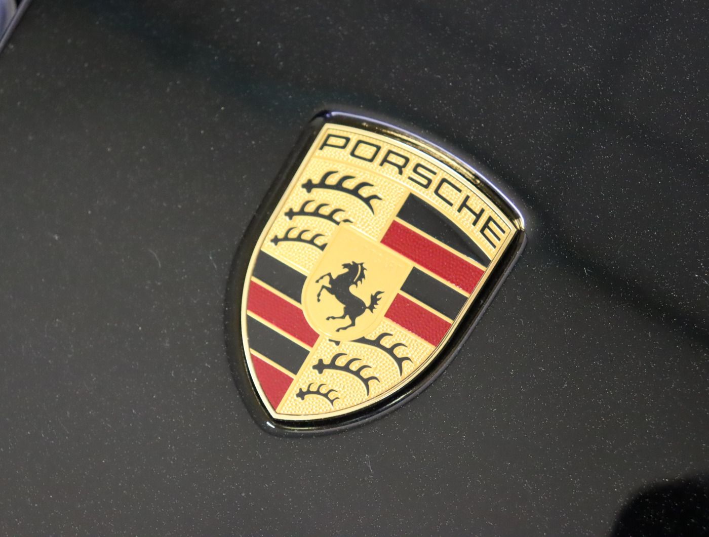 Fahrzeug autohaus mense Fahrzeugabbildung Porsche 911 992 GT3Touring Sport-Chrono Approved 01.28