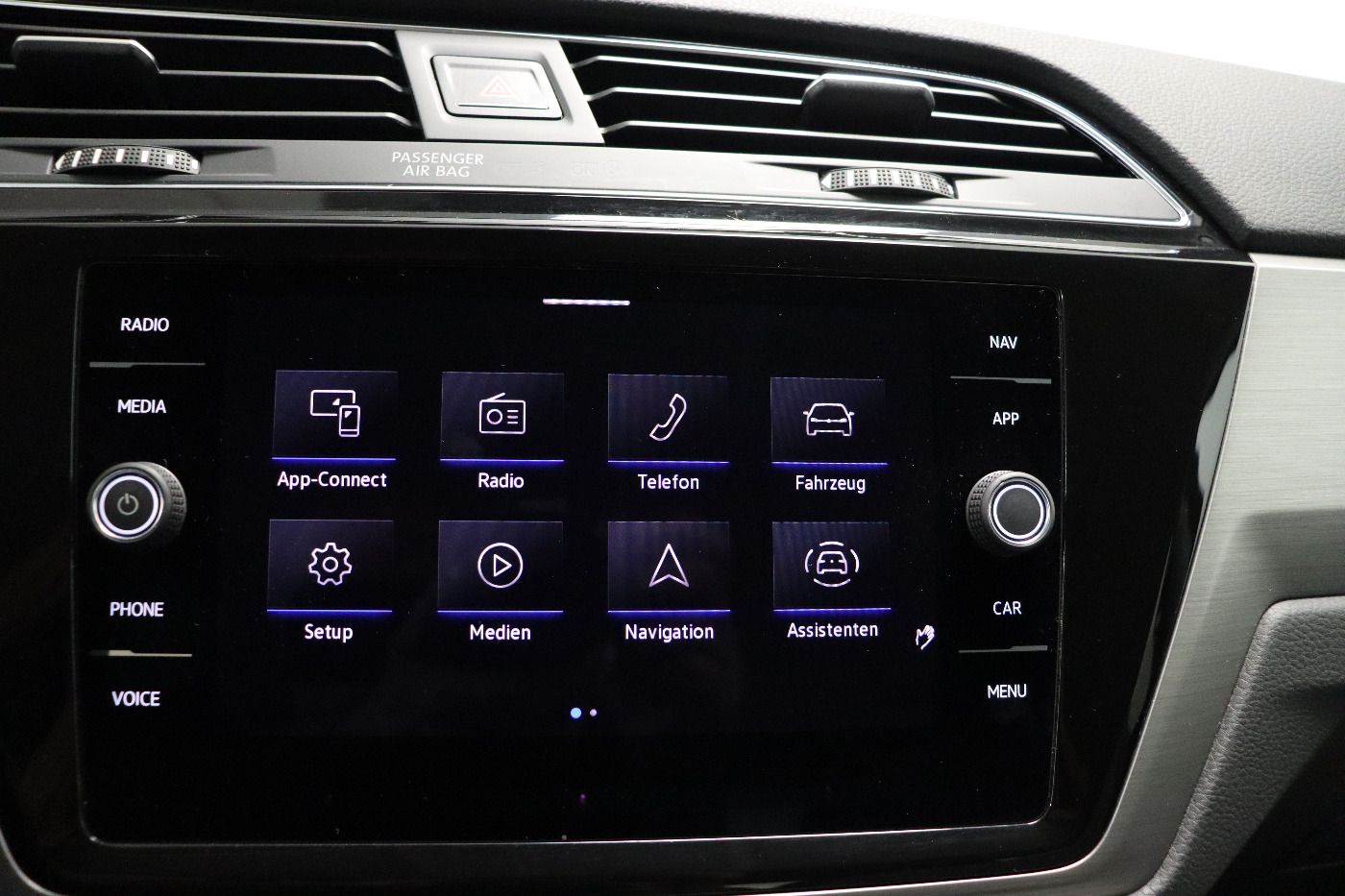 Fahrzeugabbildung Volkswagen Touran 1.5 TSI Comfortline CarPlay|ACC|Navi