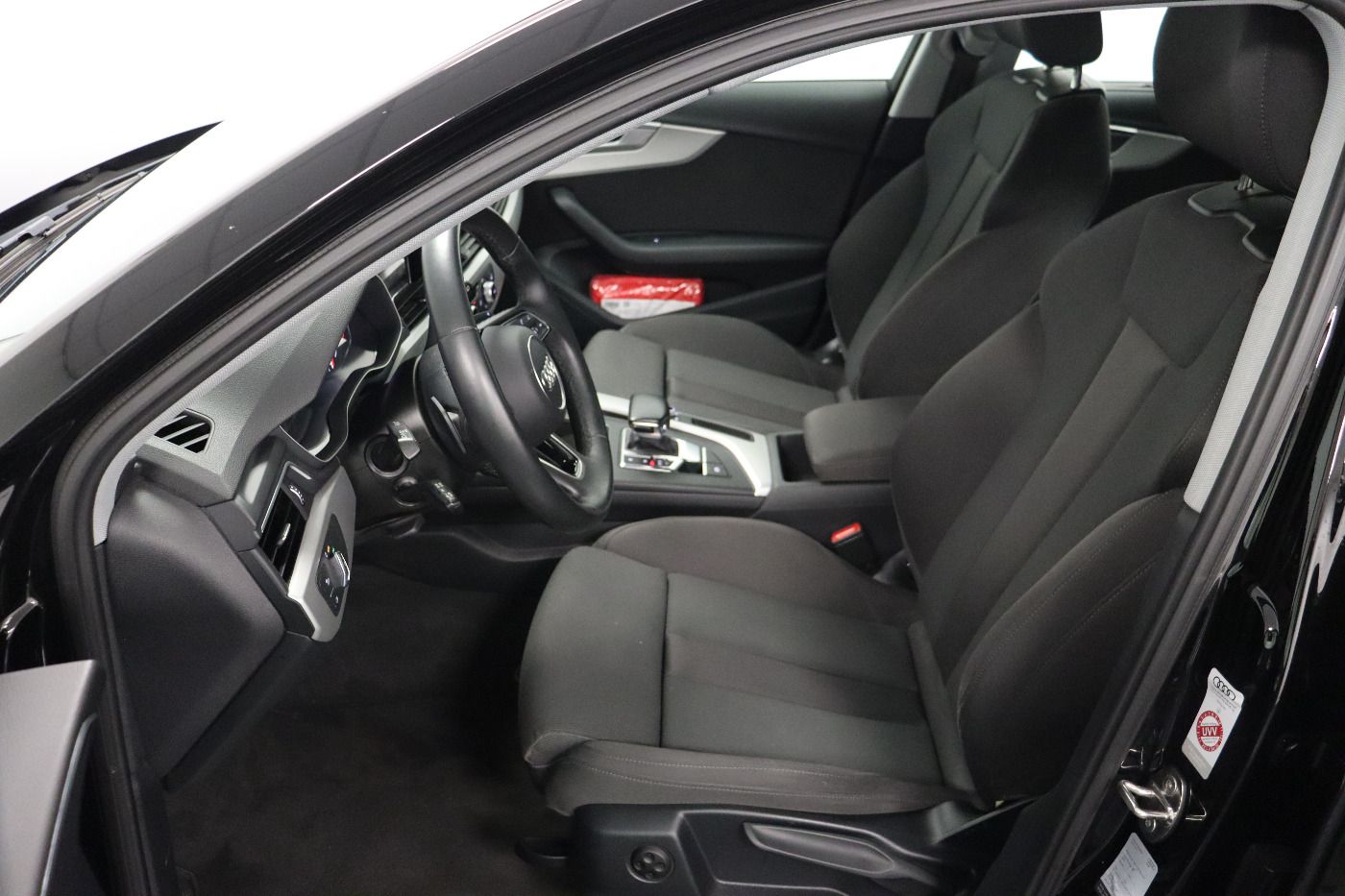 Fahrzeugabbildung Audi A4 Avant 35 TDI advanced S tronic AHK|LED|Navi|K