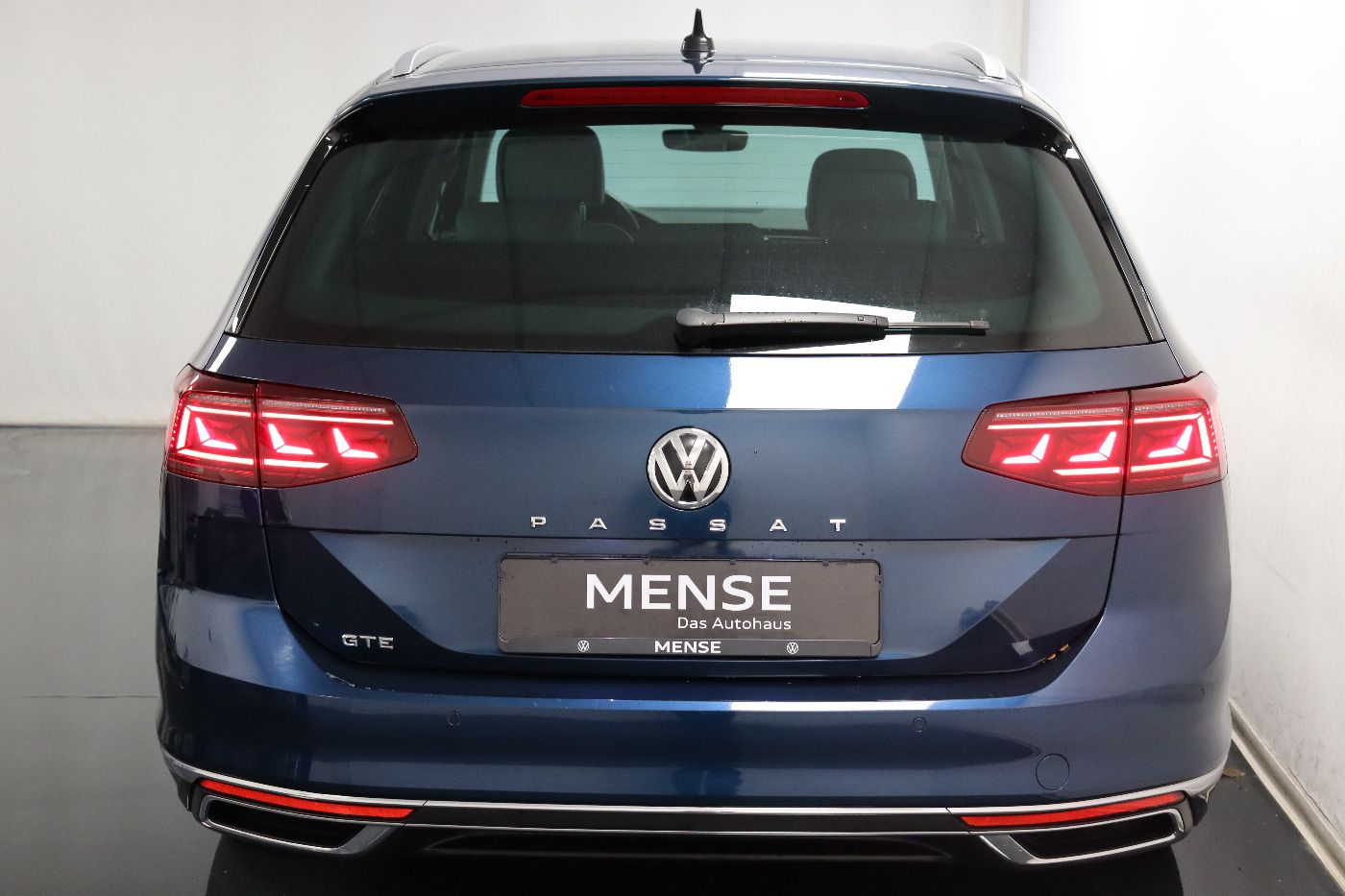 Fahrzeugabbildung Volkswagen Passat Variant GTE DSG IQ.Light|Matrix|ACC