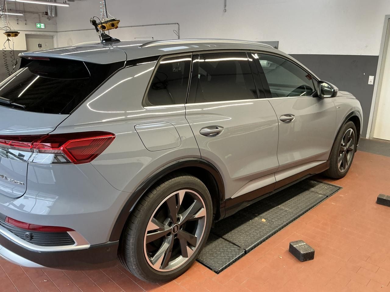 Fahrzeugabbildung Audi Q4 e-tron 40 S line Matrix|CarPlay|Sonos|AHK|HUD