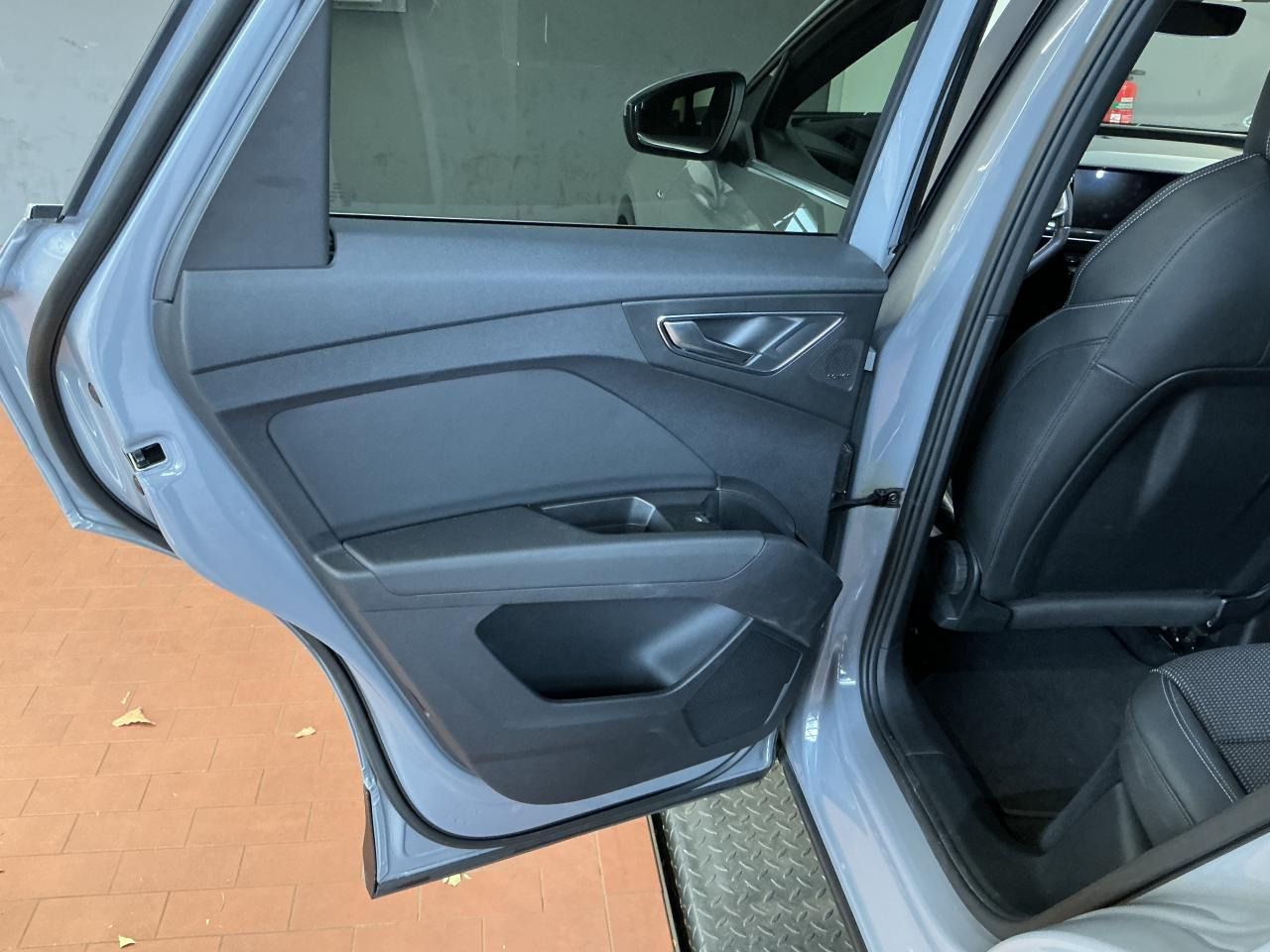 Fahrzeugabbildung Audi Q4 e-tron 40 S line Matrix|CarPlay|Sonos|AHK|HUD