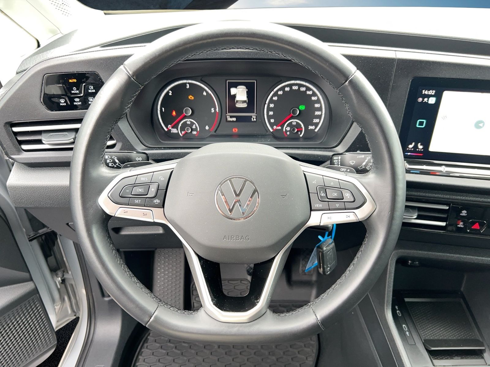 Fahrzeugabbildung Volkswagen Caddy 2.0 TDI Life Maxi AHK|Navi|Kamera|LaneAss