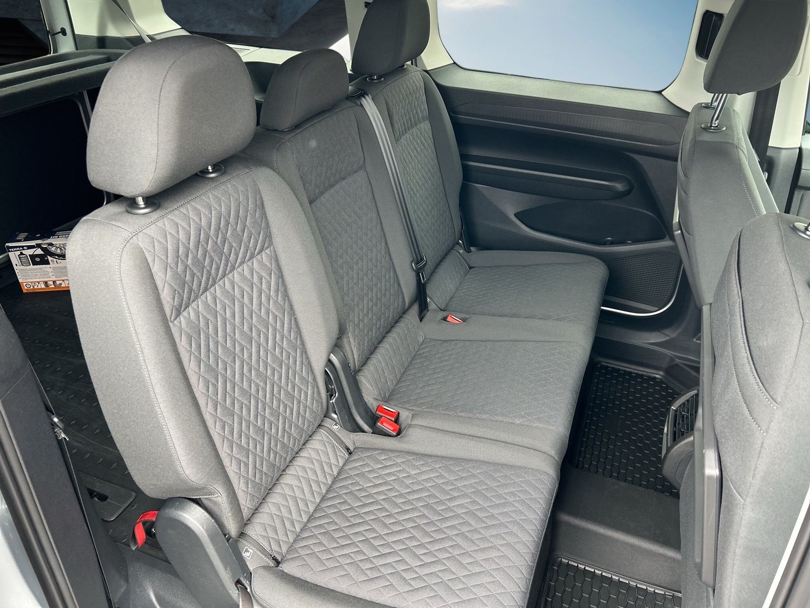 Fahrzeugabbildung Volkswagen Caddy 2.0 TDI Life Maxi AHK|Navi|Kamera|LaneAss